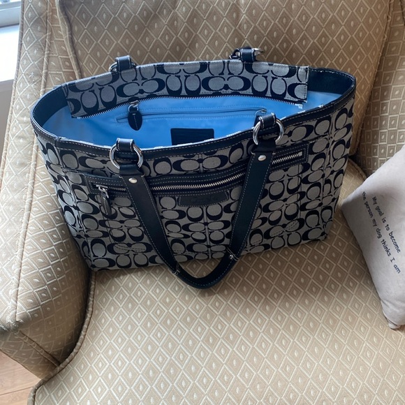 COACH PENELOPE WEEKEND TOTE - Picture 11 of 14